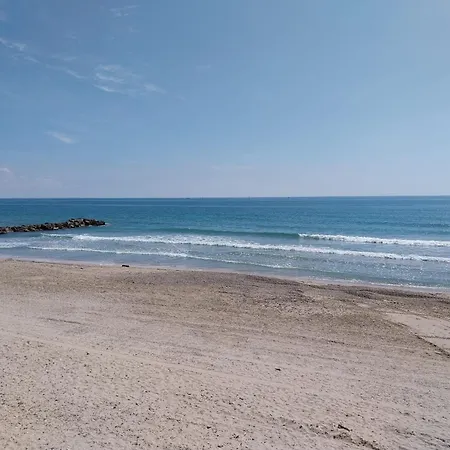 Apartment Les Pieds Dans L'eau Yourhosthelper *