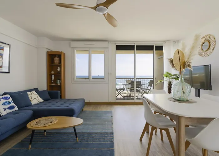 Les Pieds Dans L'eau Yourhosthelper Palavas-les-Flots