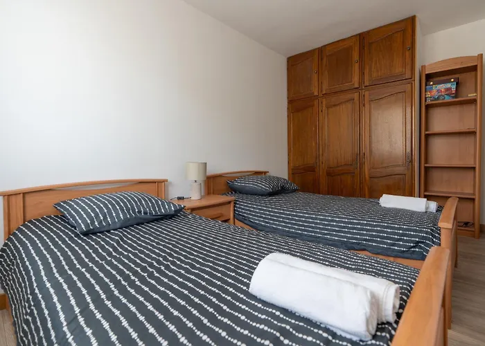 Les Pieds Dans L'eau Yourhosthelper Palavas-les-Flots